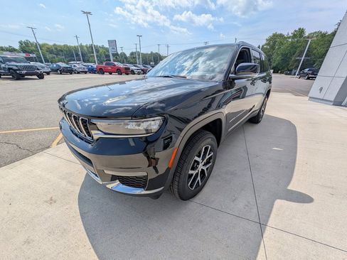 New 2025 Jeep Grand Cherokee L Limited image 8
