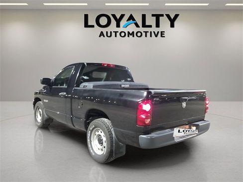 Used 2008 Dodge Ram 1500 Truck ST image 3