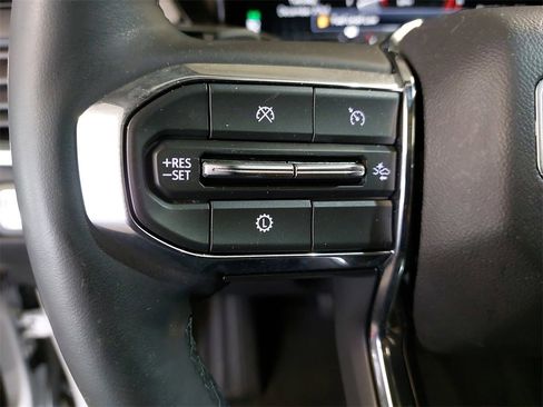 Used 2024 GMC Acadia Elevation image 14