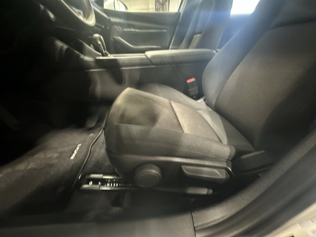 New 2026 MAZDA MAZDA3 s FWD image 18