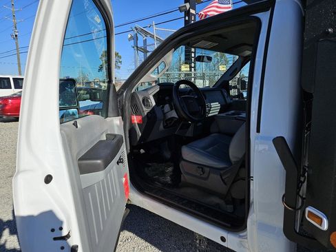 Used 2015 Ford F350 XL image 19