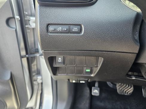 Used 2017 Nissan Rogue Sport SV image 13