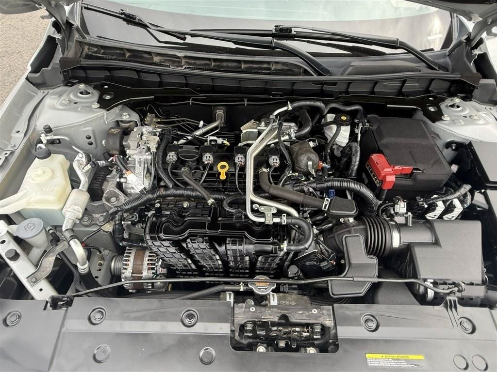 Used 2021 Nissan Altima 2.5 SR FWD image 25