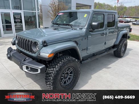New 2026 Jeep Gladiator Sport AWD/4WD image 1