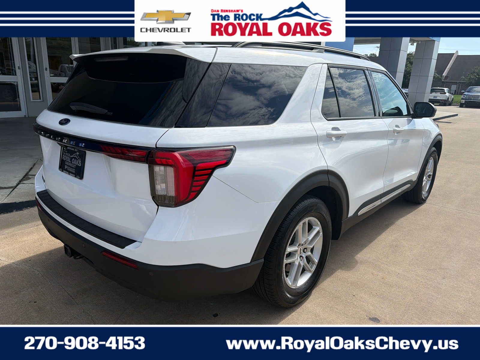 Used 2025 Ford Explorer Active RWD image 6
