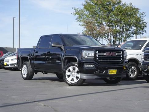 Used 2017 GMC Sierra 1500 SLE w/ SLE Value Package image 2