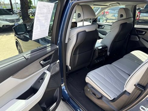 Certified 2026 Acura MDX SH-AWD w/ Advance Package image 14