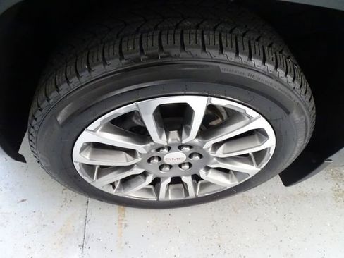 Certified 2021 GMC Acadia Denali AWD/4WD image 29