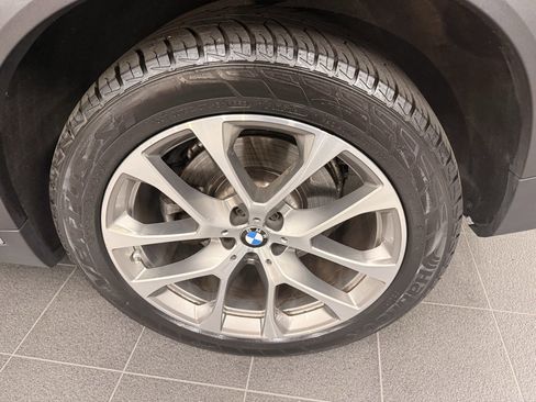 Used 2022 BMW X5 xDrive40i w/ Climate Comfort Package image 50