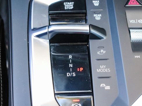 Used 2025 BMW 228i xDrive w/ Premium Package AWD/4WD image 17