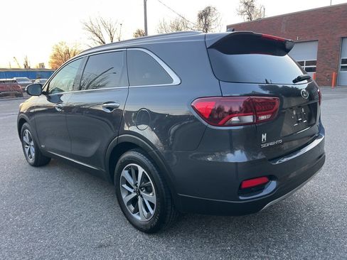 Used 2019 Kia Sorento EX image 3