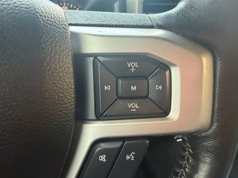 Used 2018 Ford F150 Lariat image 15