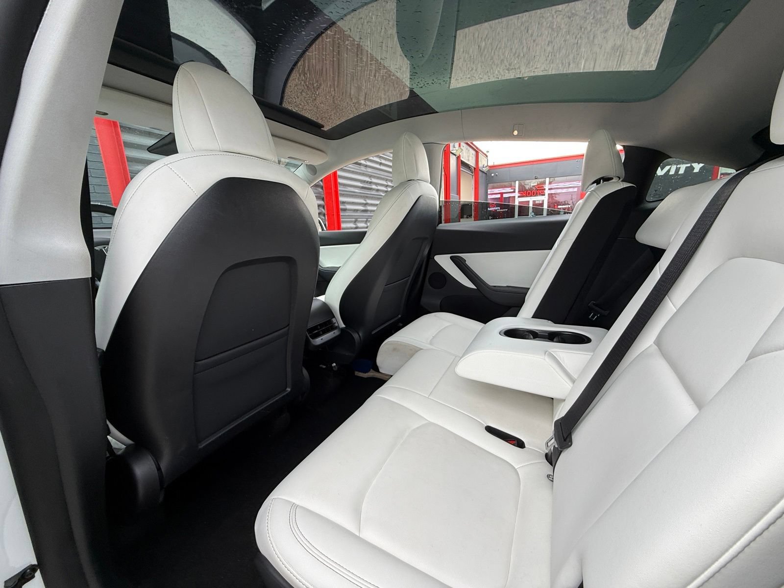Used 2022 Tesla Model Y Long Range AWD/4WD image 15