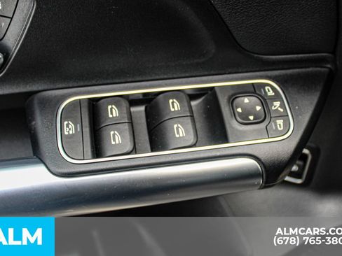 Used 2025 Mercedes-Benz GLA 250 image 40