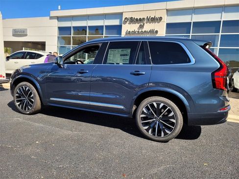 New 2026 Volvo XC90 B6 Core w/ Protection Package Premier image 8