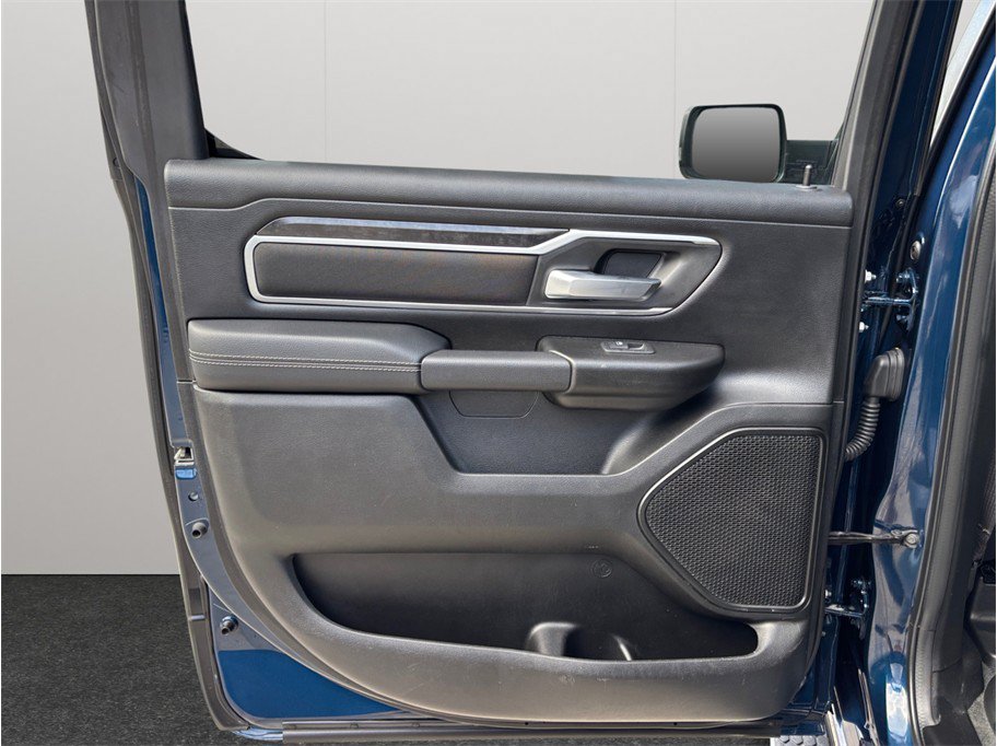Used 2023 RAM 1500 Big Horn AWD/4WD image 35