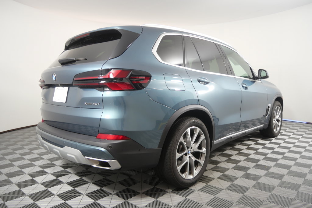 Certified 2026 BMW X5 xDrive40i AWD/4WD image 4