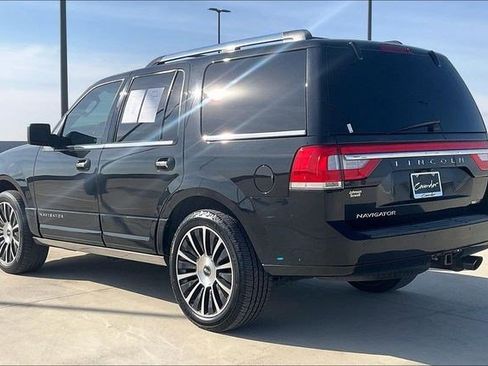 Used 2015 Lincoln Navigator 2WD w/ Equipment Group 101A Reserve image 15