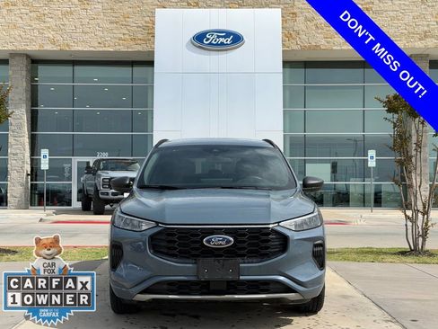 Used 2023 Ford Escape ST-Line w/ Tech Pack #1 image 2