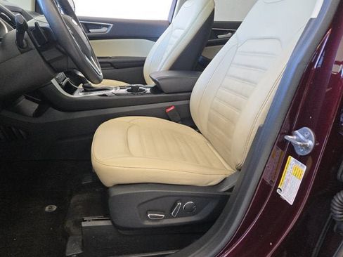 Used 2018 Ford Edge SEL w/ Equipment Group 201A AWD/4WD image 19