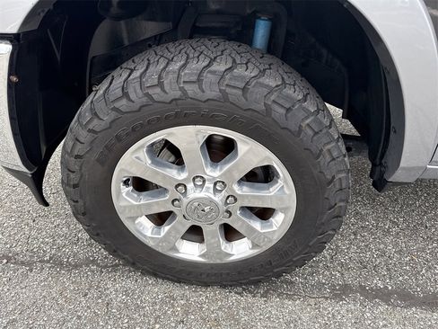 Used 2019 RAM 2500 Laramie image 11