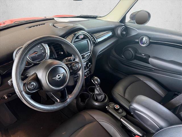 Used 2019 MINI Cooper 2-Door Hardtop FWD image 8