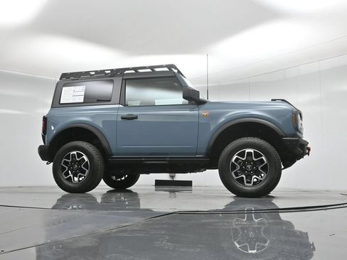 Certified 2022 Ford Bronco Badlands AWD/4WD image 4