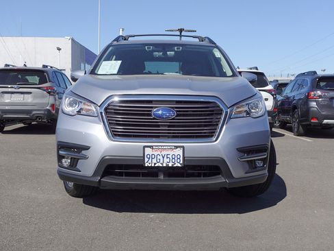 Certified 2021 Subaru Ascent Limited w/ Technology Package AWD/4WD image 3