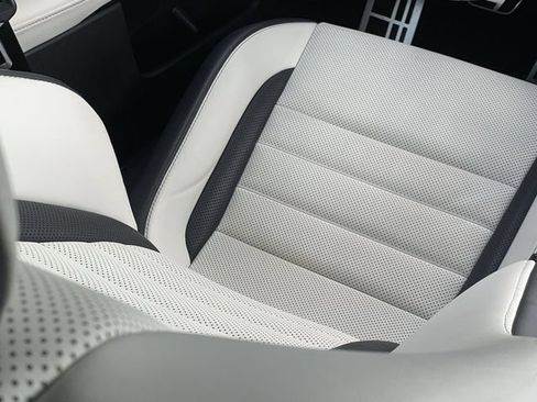 Used 2023 Lexus IS 500 RWD image 18