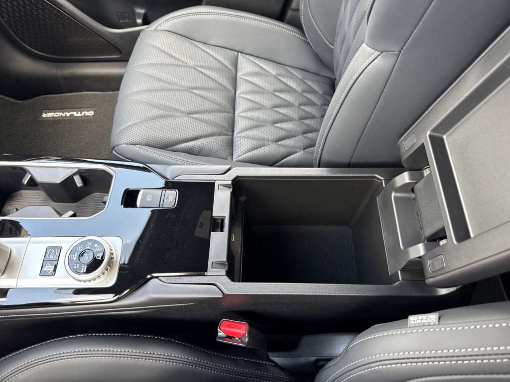 New 2026 Mitsubishi Outlander SEL AWD/4WD image 19