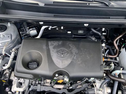 Used 2025 Toyota RAV4 LE FWD image 30