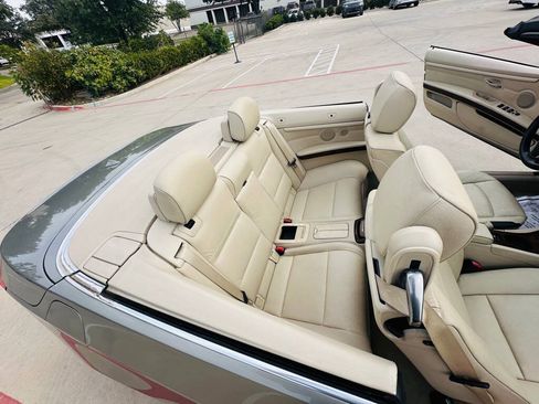 Used 2007 BMW 328i Convertible RWD image 26