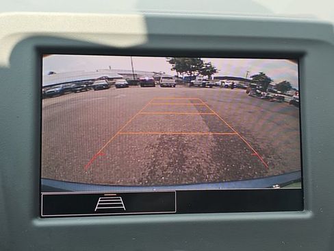 Used 2024 Chevrolet Equinox LS w/ LS Convenience Package FWD image 17