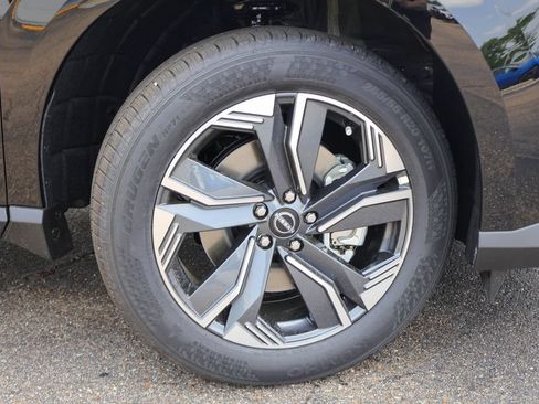 New 2026 Nissan Murano SV AWD/4WD image 17