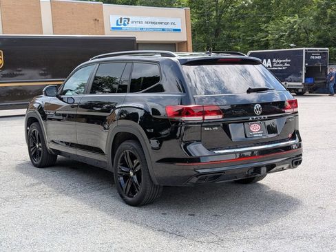 Used 2023 Volkswagen Atlas SEL R-Line AWD/4WD image 10