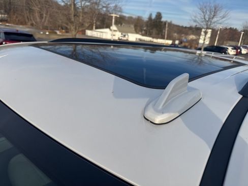 Certified 2022 Cadillac Escalade ESV Sport w/ Touring Package image 15