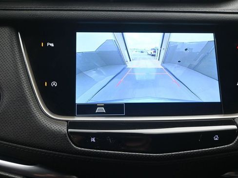 Certified 2023 Cadillac XT6 Luxury FWD image 10