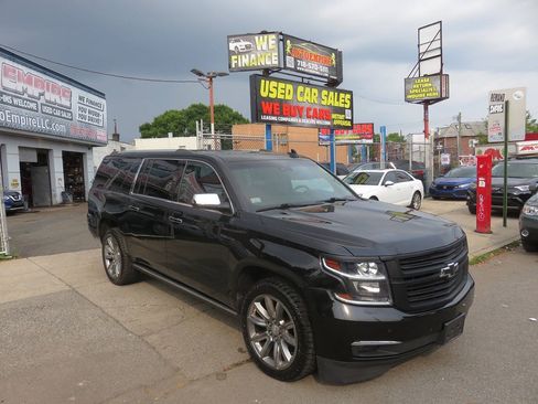 Used 2016 Chevrolet Suburban LTZ AWD/4WD image 3