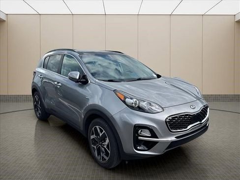 Used 2022 Kia Sportage EX w/ EX Technology Package AWD/4WD image 9
