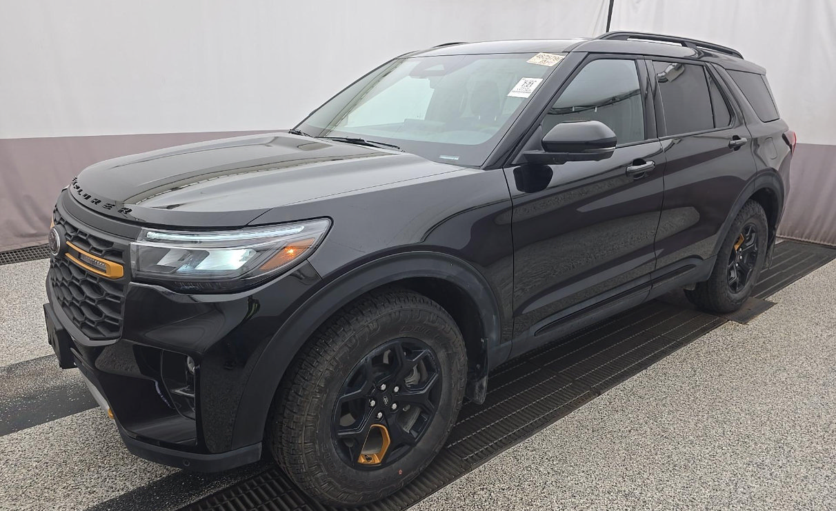 Used 2026 Ford Explorer Tremor w/ Tremor Ultimate Package AWD/4WD image 1