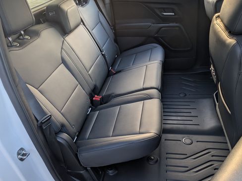 Used 2024 Chevrolet Silverado EV W/T image 19