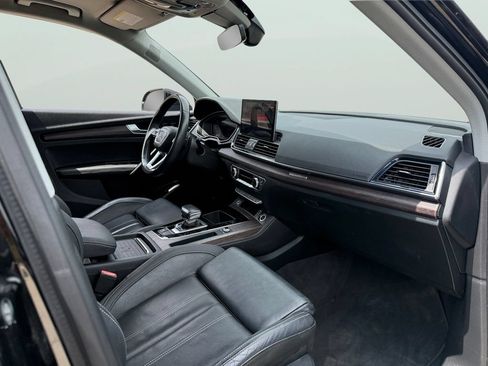 Used 2021 Audi Q5 2.0T Premium Plus w/ Premium Plus Package AWD/4WD image 8