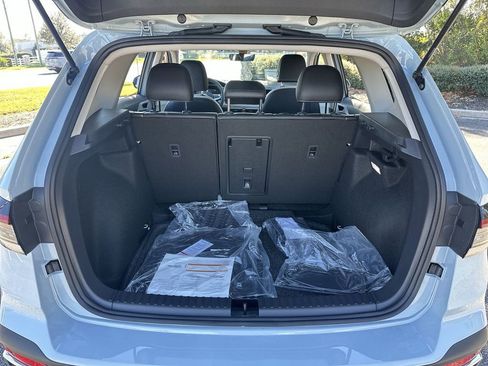 New 2026 Volkswagen Taos SE image 24