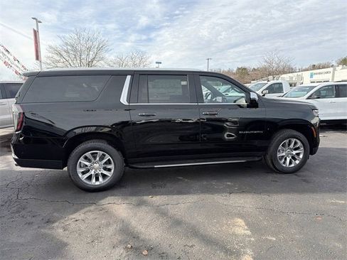 New 2026 Chevrolet Suburban Premier w/ Sun And Tow Package image 9