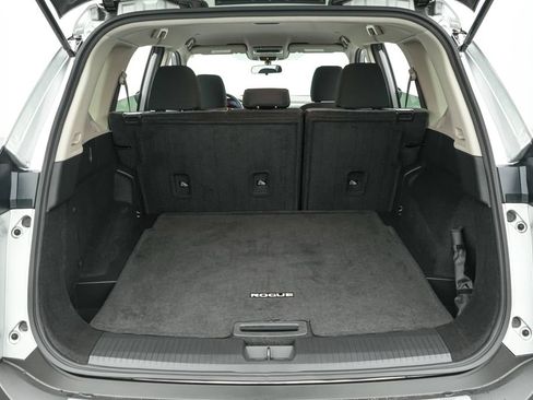 Used 2023 Nissan Rogue SV AWD/4WD image 19