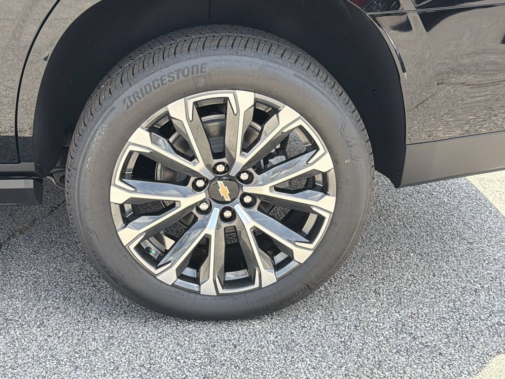 New 2026 Chevrolet Tahoe High Country AWD/4WD image 34