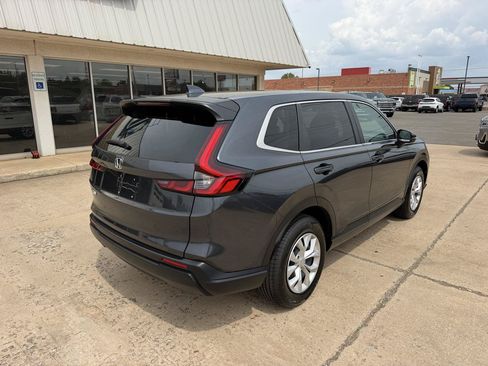 Used 2025 Honda CR-V LX image 8