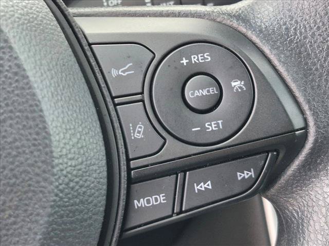 Used 2025 Toyota RAV4 XLE w/ Convenience Package FWD image 15