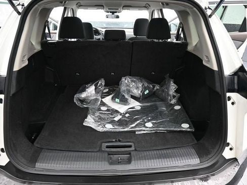 Used 2023 Nissan Rogue S image 25