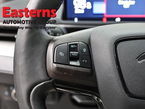 Used 2021 Ford Mustang Mach-E Select w/ Comfort/Appearance Package image 15